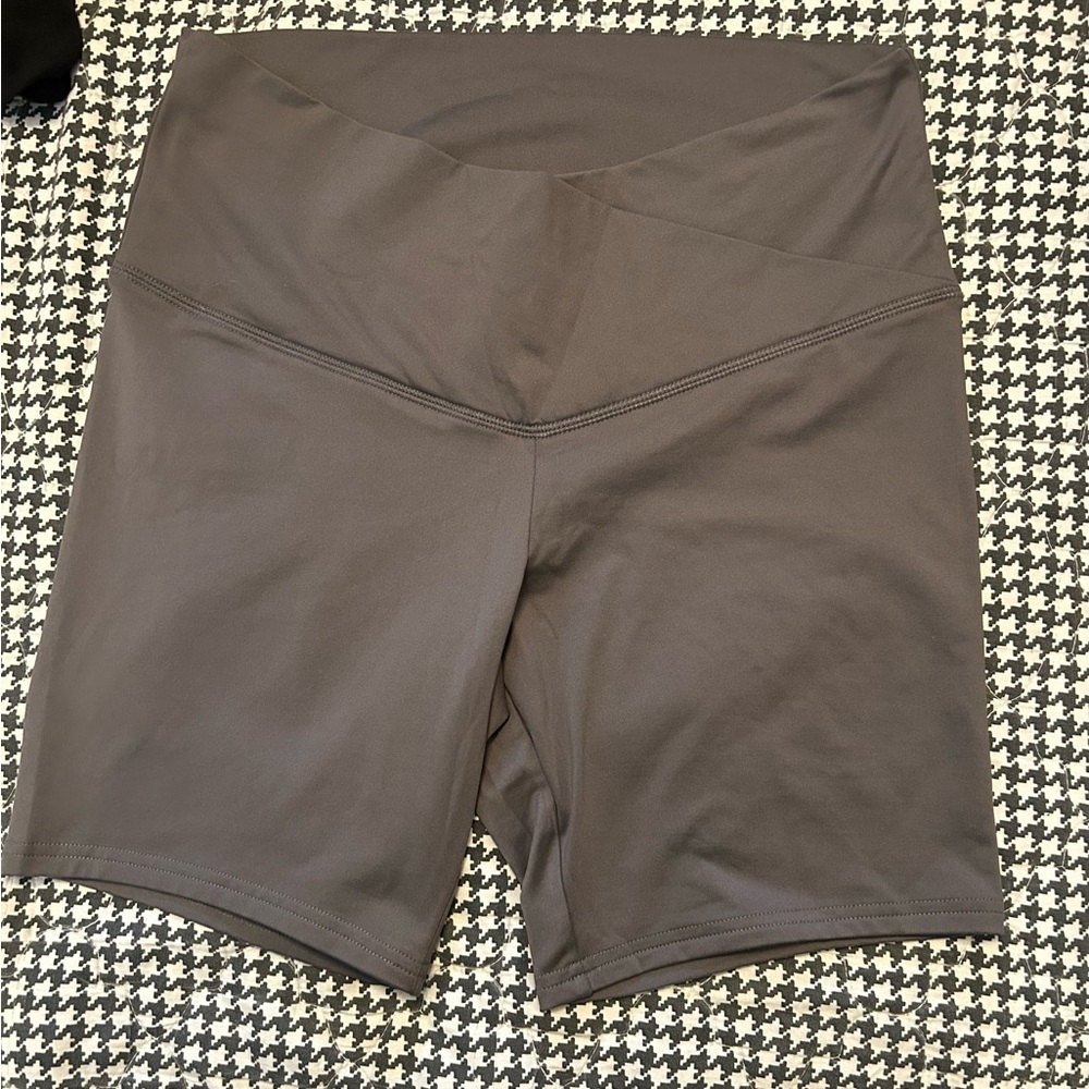 🩳 WILD FABLE Charcoal Colored Bike Shorts, Size Extra Large/XL 🩶
